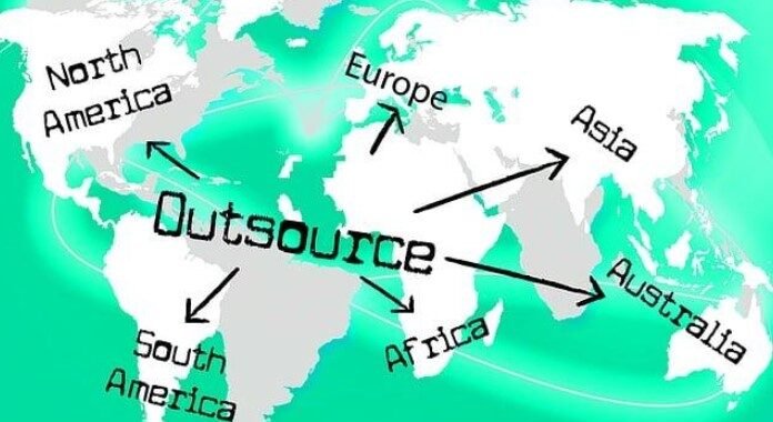 The Pros and Cons of Outsourcing for Small Businesses 